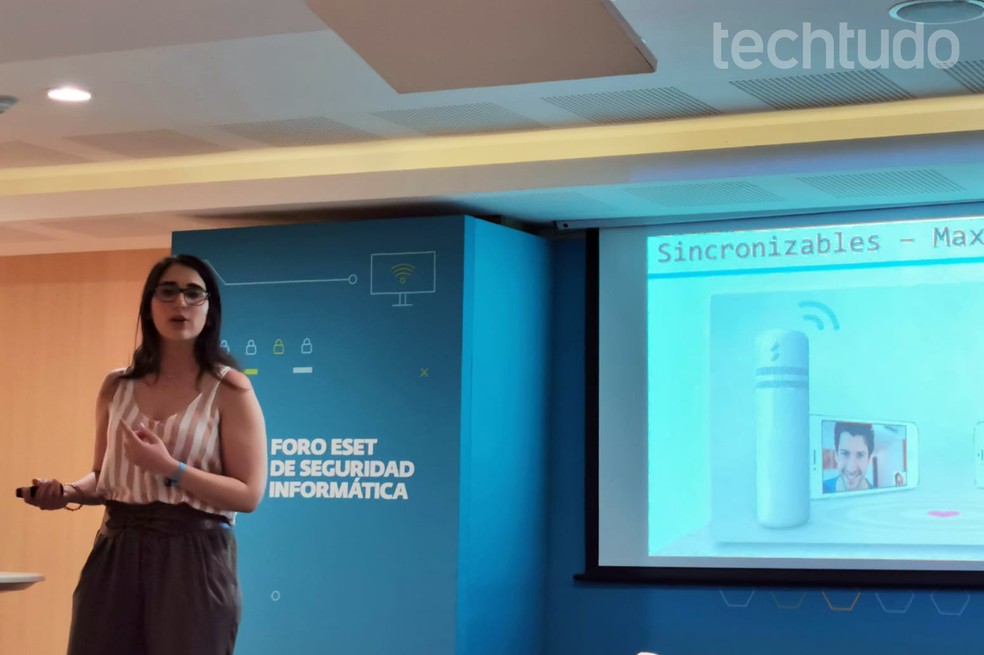 Denise Giusto Bilic, ESET security analyst, warns of dangers of stranger accessing sex toy commands Photo: Nicolly Vimercate / dnetc