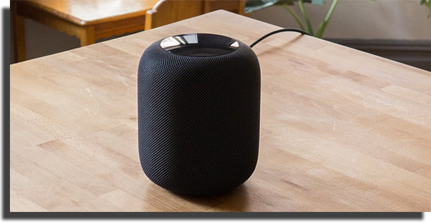 Apple Homepod connected to Spotify