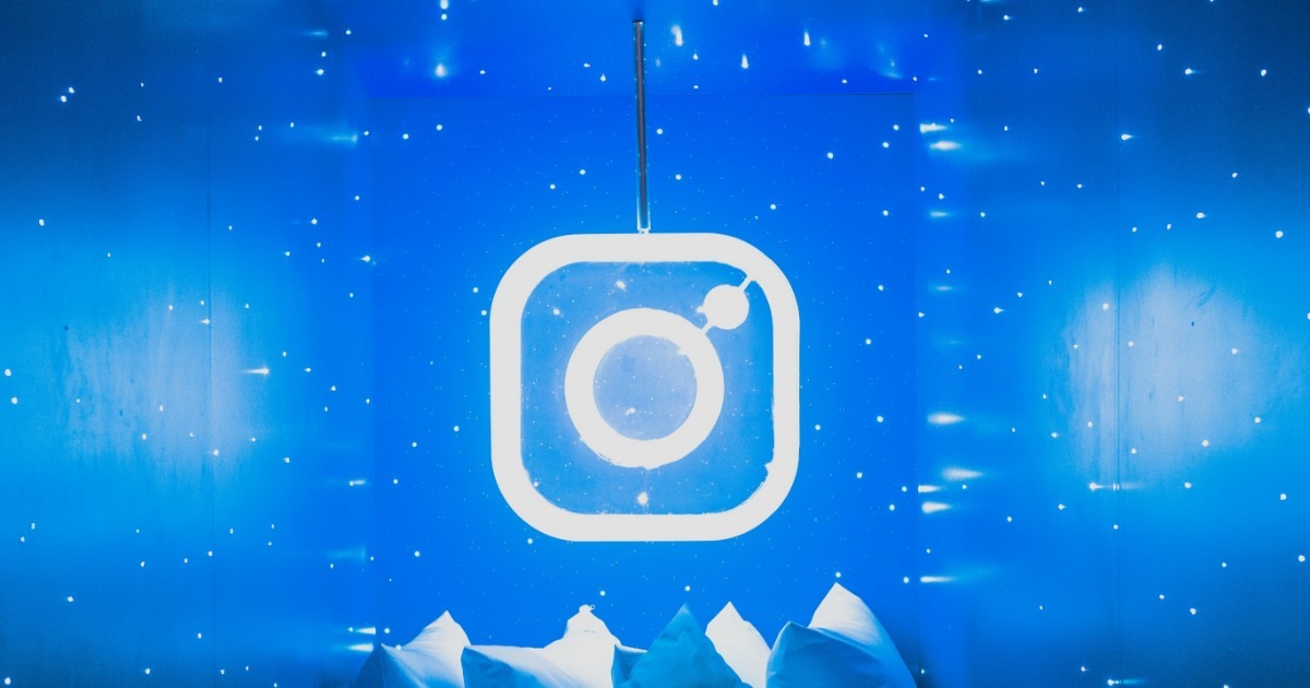Learn how to verify your Instagram account and get the blue badge
                            Any Instagram user can request verification of their account and, if accepted, receive that blue seal next to their name on the social network. However, that doesn't mean it's easy ...
