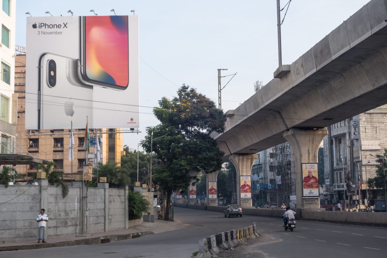 Apple to invest $ 1 billion in manufacturing in India