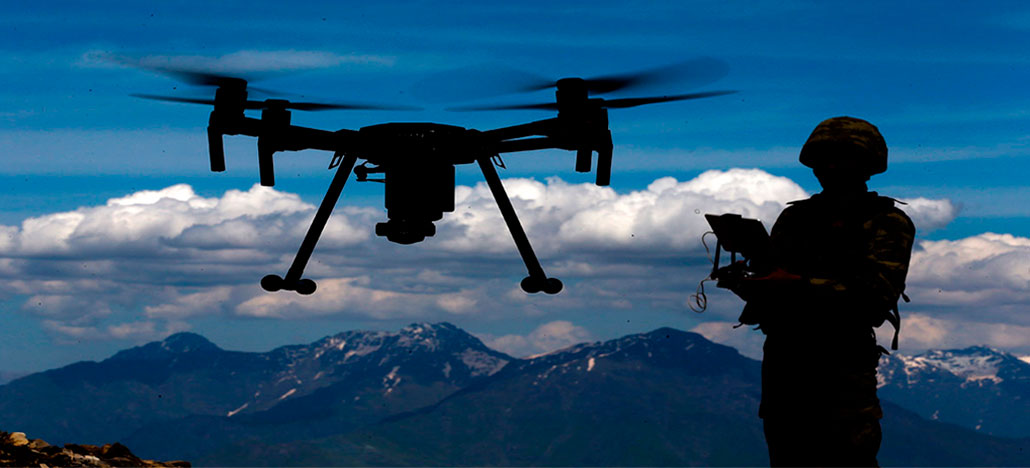 O exército dos EUA está tentando usar lasers para recarregar drones em pleno voo