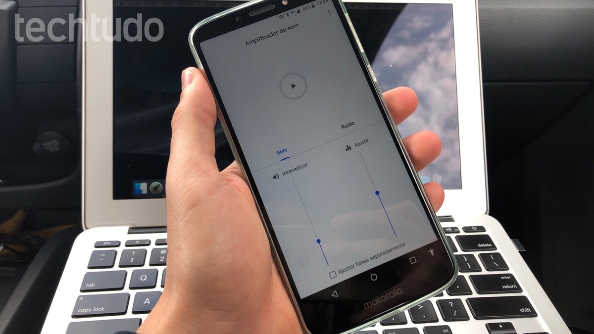 Using Sound Amplifier, Google's Hearing Impaired App | Audio and Video