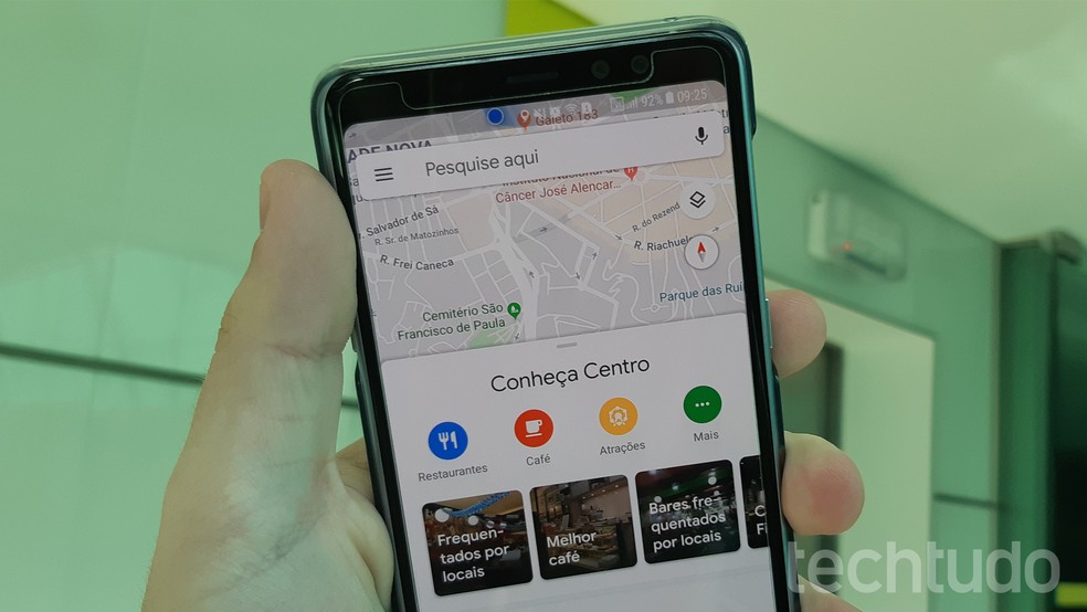 Learn how to view movie showtimes and movie theaters through the Google Maps app Photo: Bruno De Blasi / dnetc