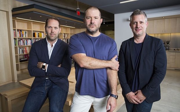 Apple Executives - Jonathan Ive, Alan Dye and Richard Howart
