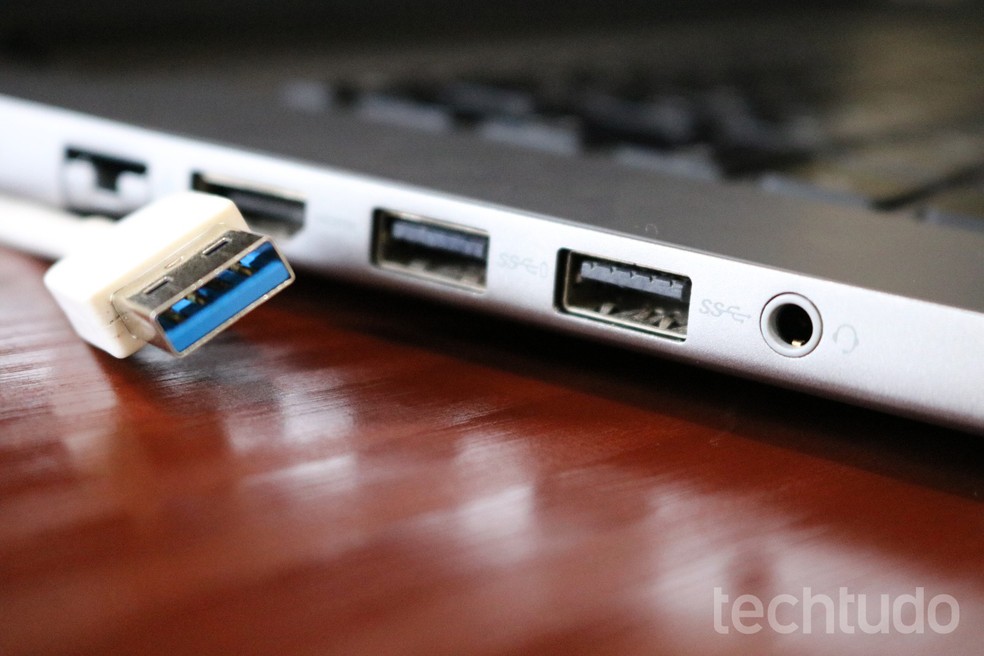 IBM expert warns of the risk of charging electronics to public USB's Photo: Filipe Garrett / dnetc