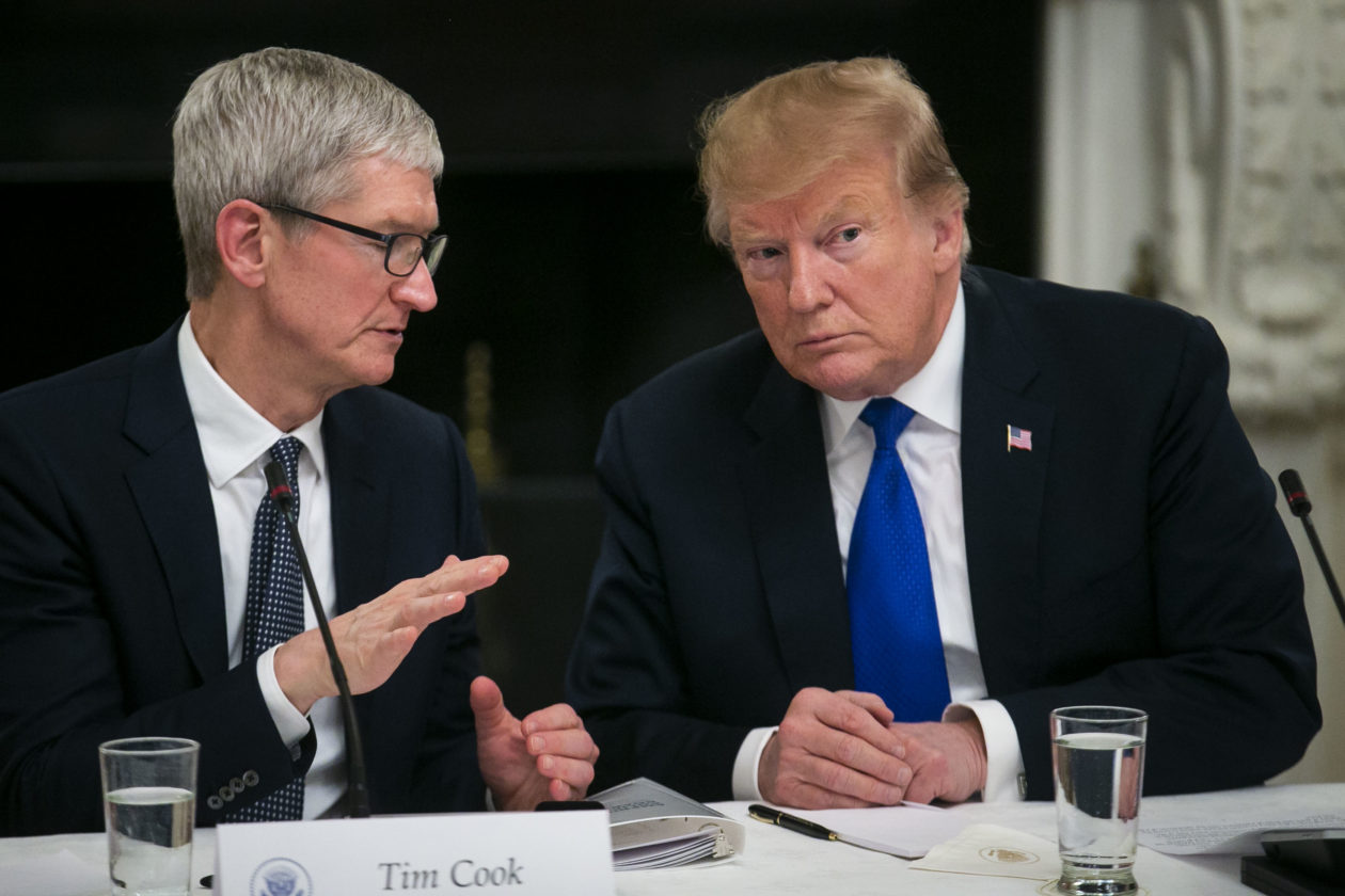 Tim Cook for Trump: Apple Product Taxes Favor Companies Like Samsung