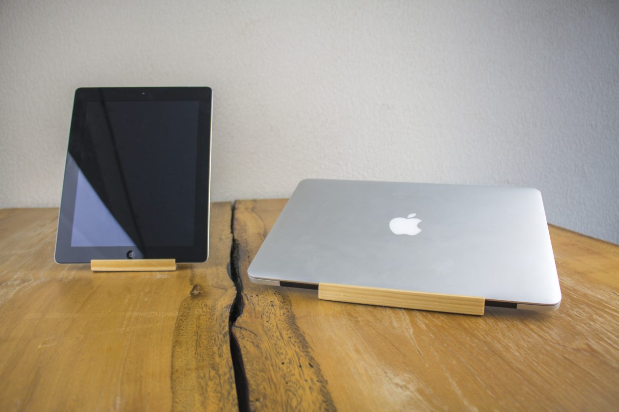 Two super stylish stands for your MacBook or iPad, now available from MM Store!