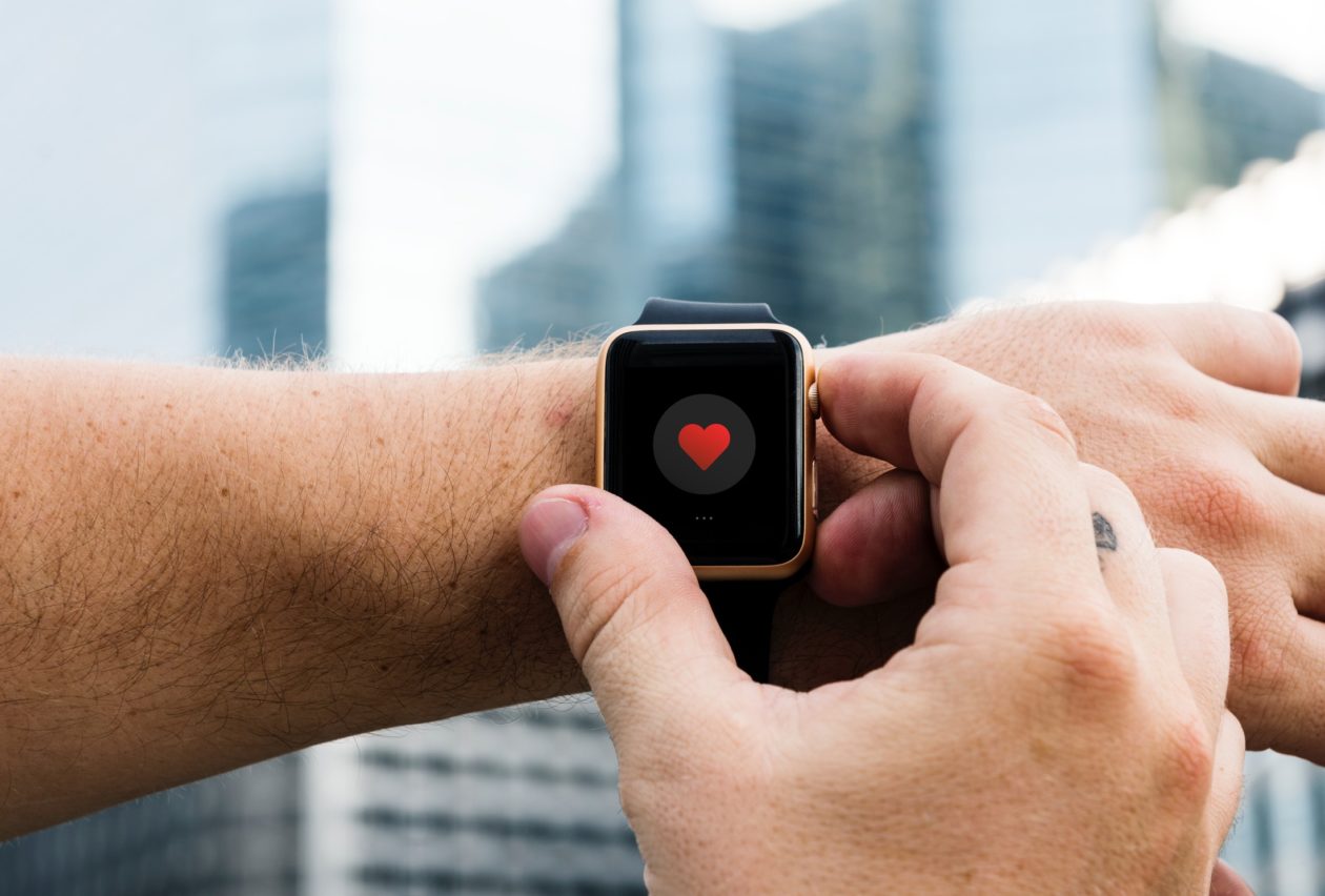 Apple continues to lead the wearables market - with a good advantage