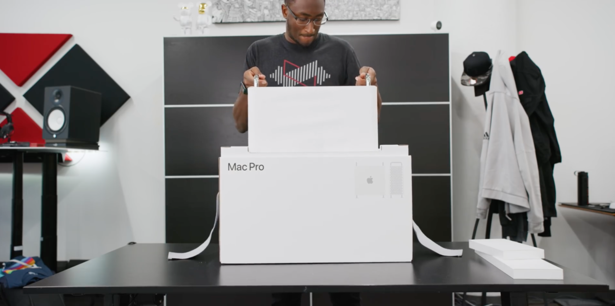 Check out unboxings, first impressions and benchmarks of the new Mac Pro and Pro Display XDR