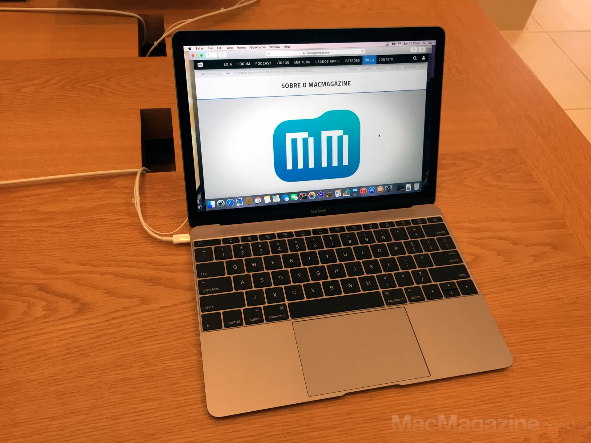 Directly from Australia: first impressions and photos of the new MacBook