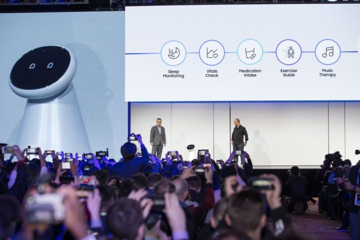 The big surprise of the Samsung event was the robots