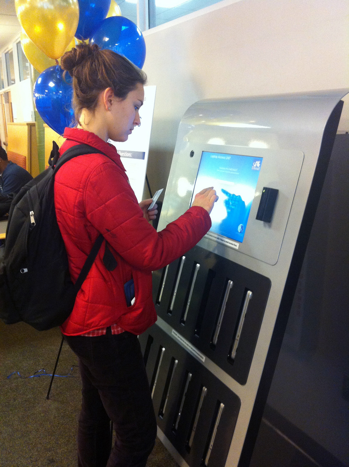 ↪ American University installs ATM to rent MacBooks