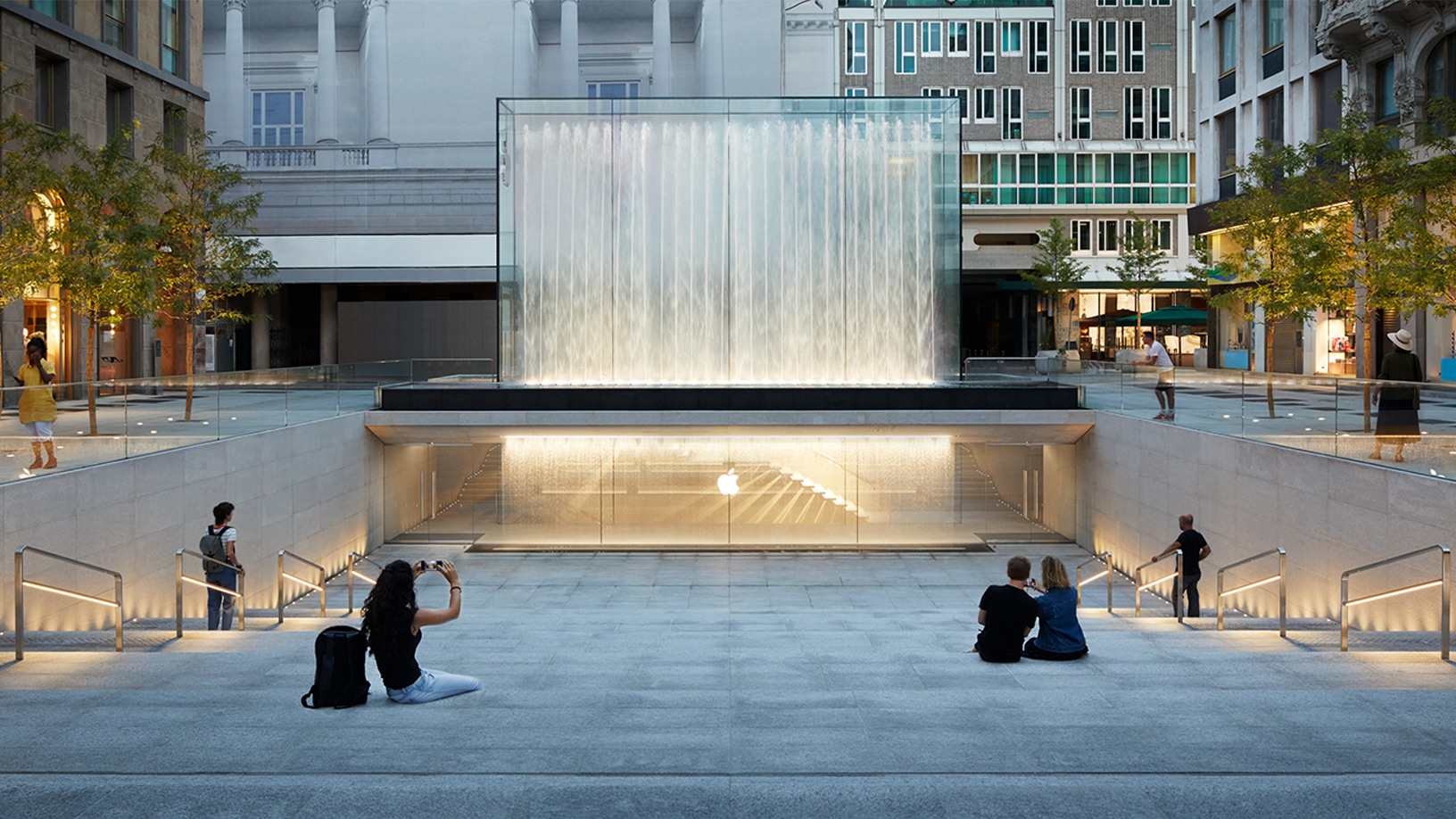Stunning Apple store in central Milan to open this week
