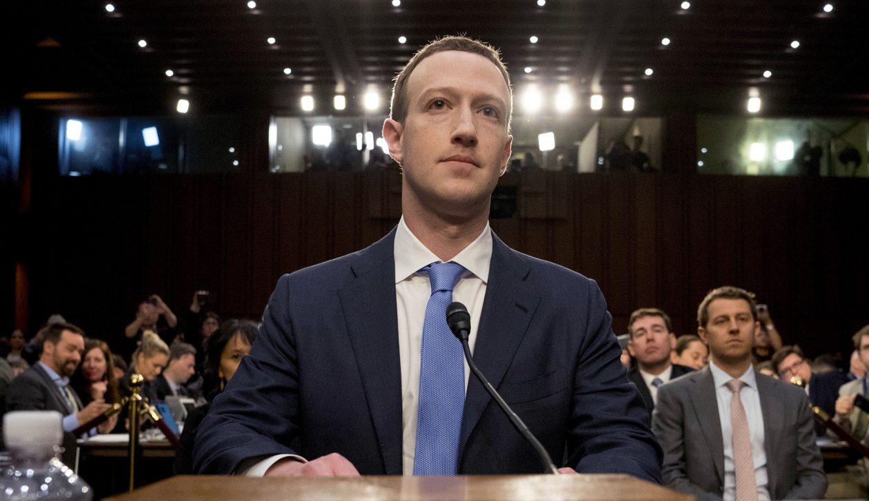 Mark Zuckerberg orders executives to exchange their iPhones for Androids