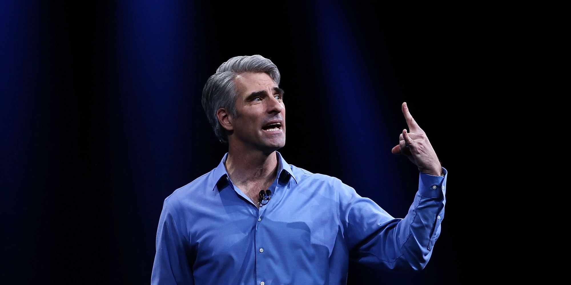Come out Eddy Cue, come in Craig Federighi: Siri now has a new boss to call his