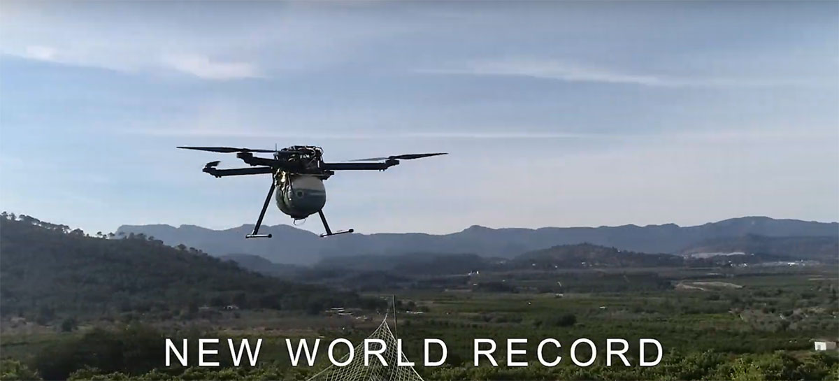 Drone Quaternium HYBRiX 2.1 bate recorde voando por incríveis 8 horas e 10 minutos