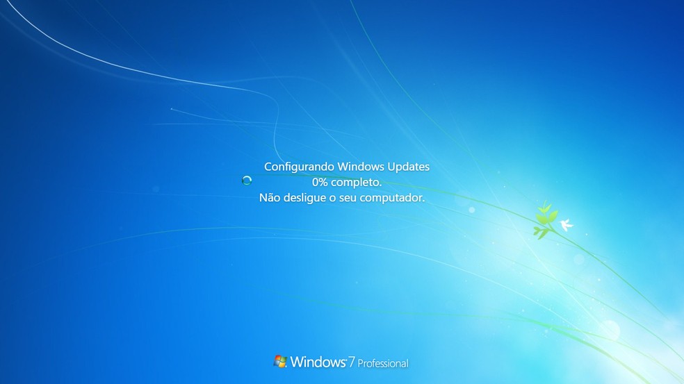 Fake Windows Update mimics endless system update Photo: Reproduo / Paulo Alves