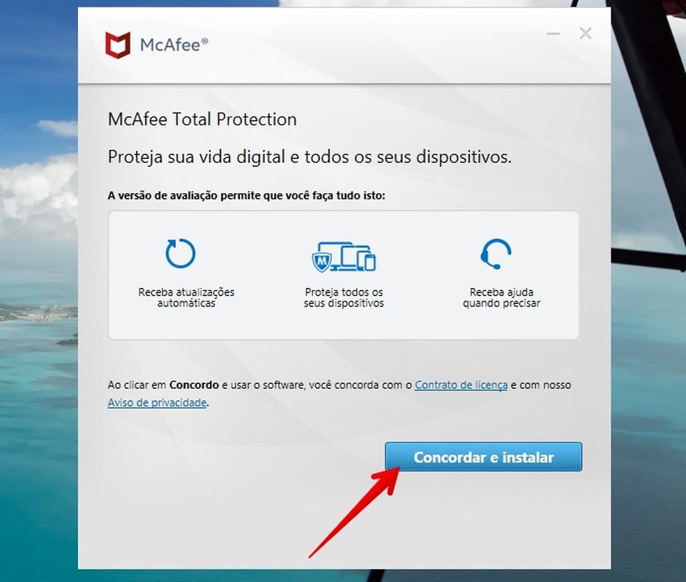 Install McAfee Total Protection on your computer Photo: Reproduo / Helito Bijora