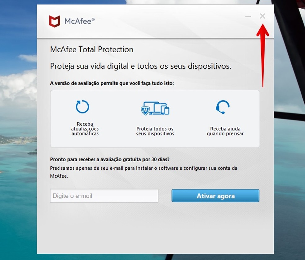 Wait for the full download of McAfee Total Protection antivirus Photo: Reproduo / Helito Bijora