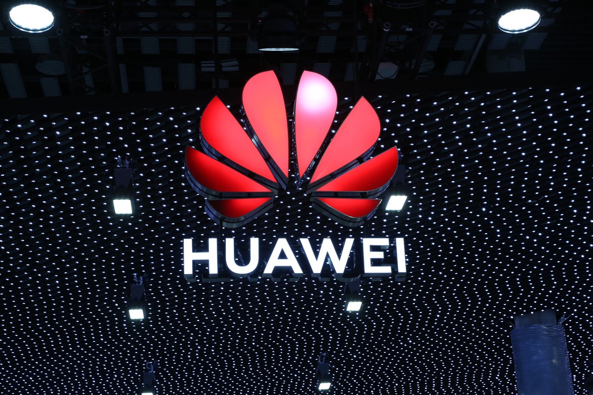 Huawei tests rival Google search after controversy with mobile apps | Launchers and seekers