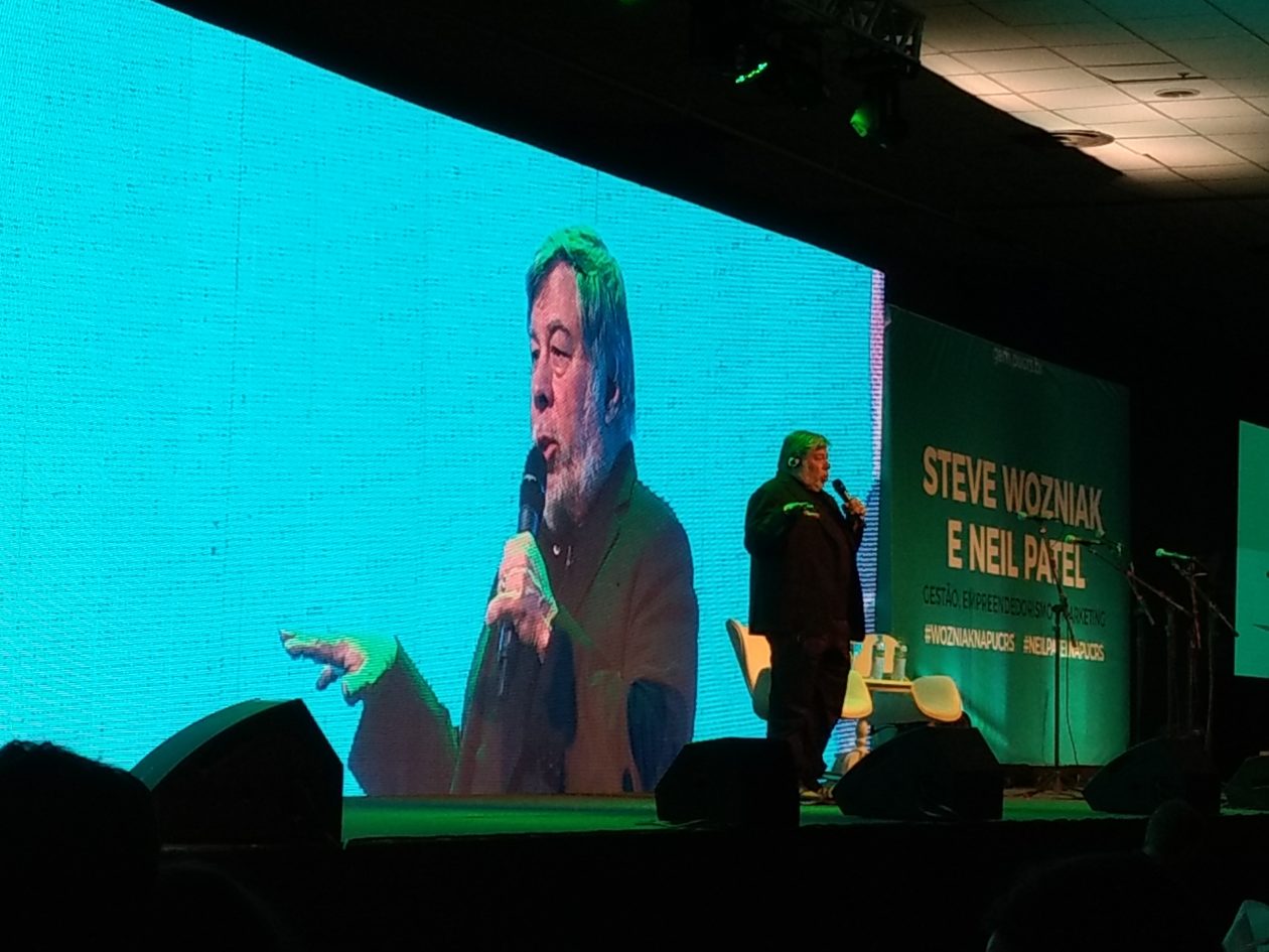 In Porto Alegre, Steve Wozniak speaks with MacMagazine: “Jobs called me several times to return to work at Apple before he died”