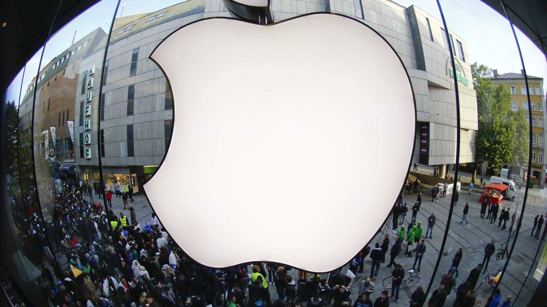 Apple is in 5th place in the ranking of companies with the highest number of billionaire employees