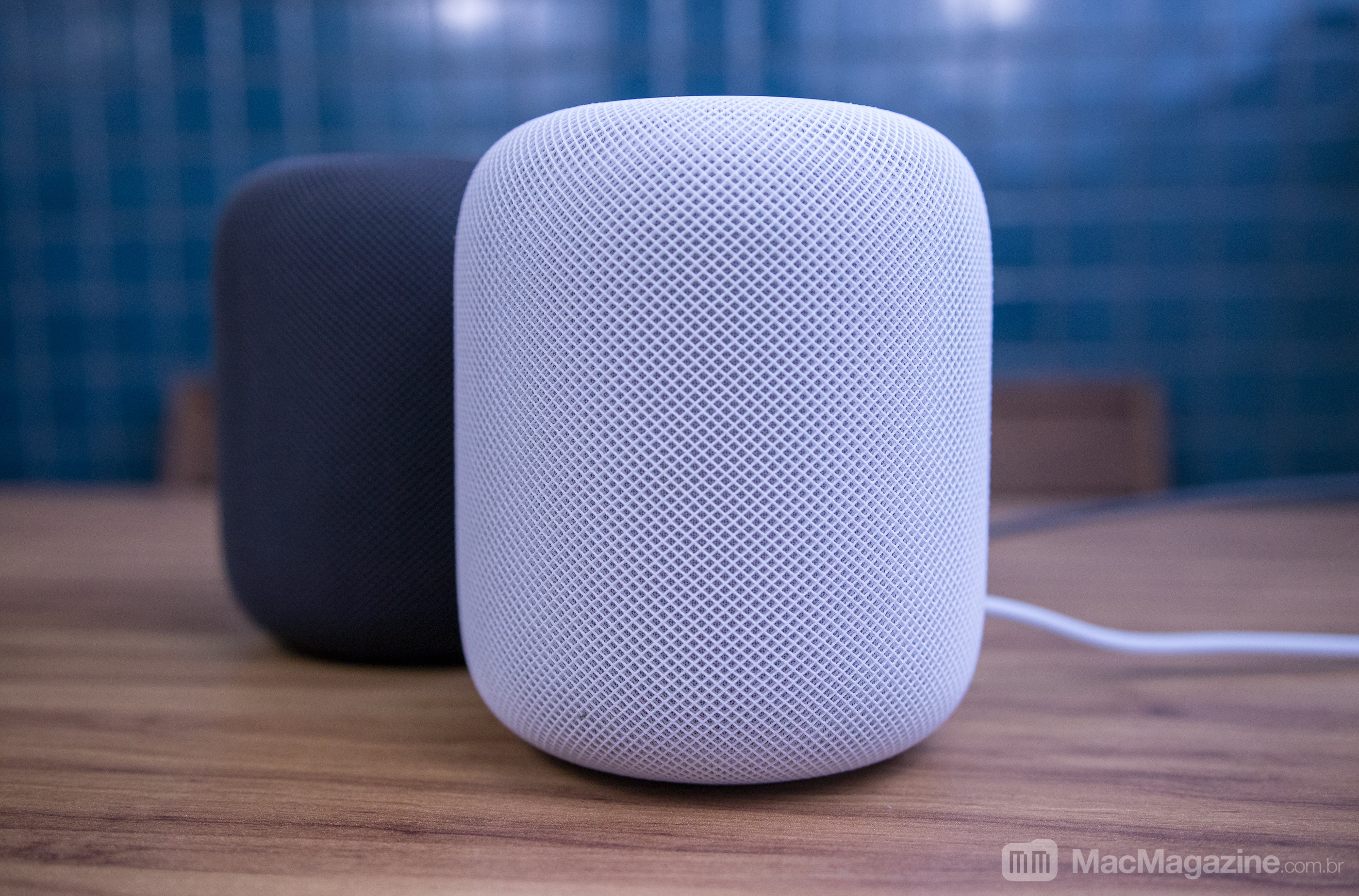HomePod white and space gray (by )