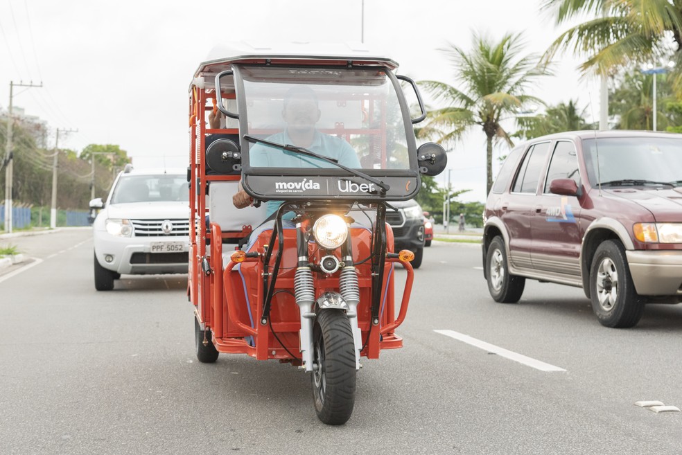 Electric Tuk-Tuks trips are available starting this Wednesday (29) Photo: Divulgao / Uber