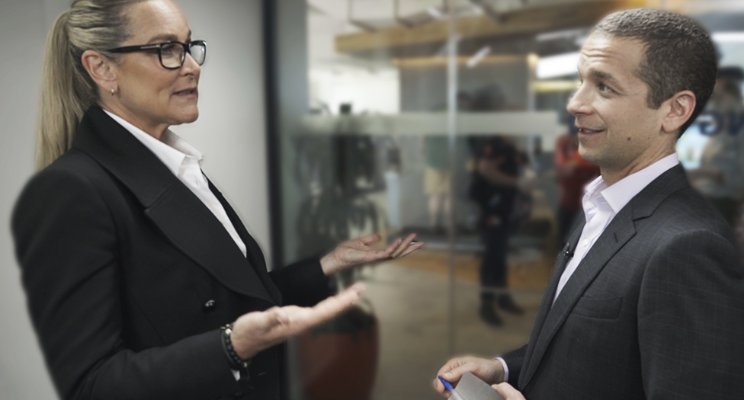 Video: Angela Ahrendts talks to LinkedIn about “Today at Apple”, employee retention and store renovation