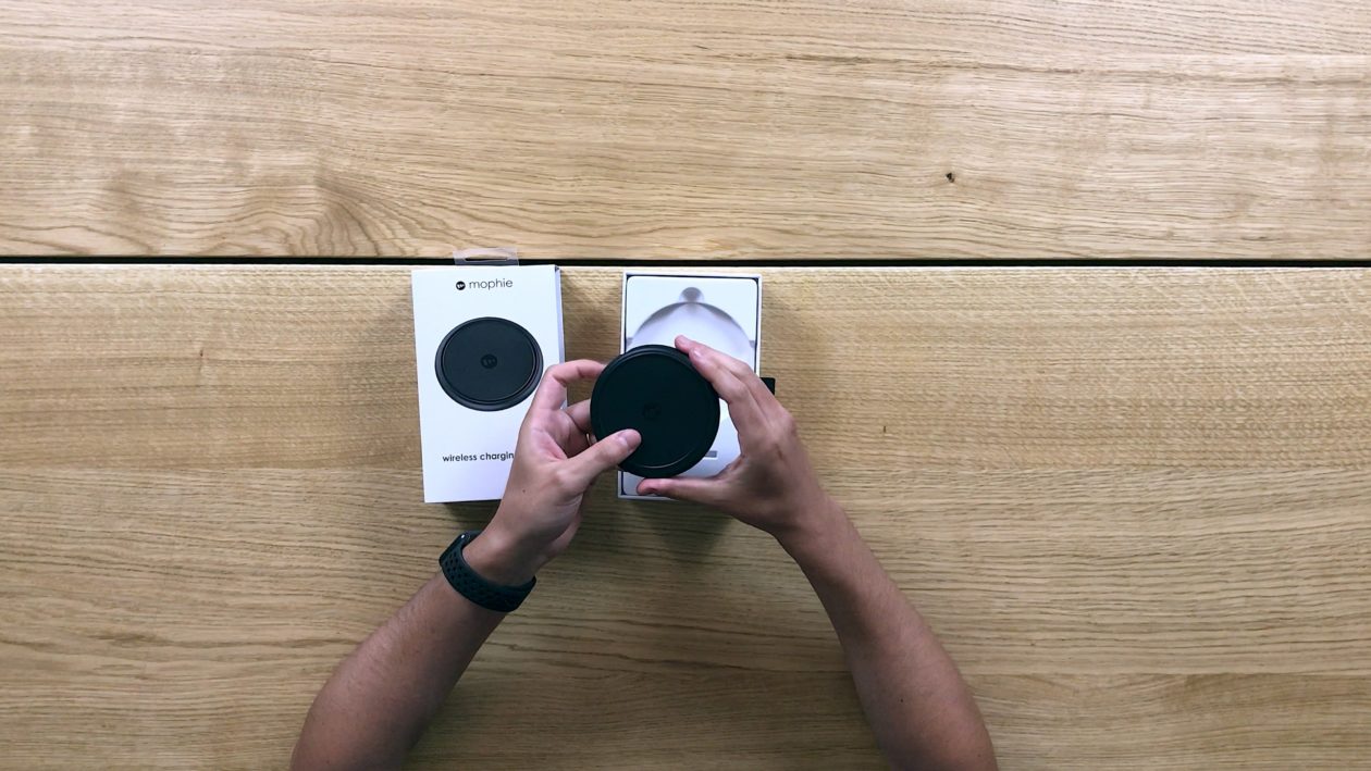 Video: Check out the unboxing of mophie's wireless charging cradle