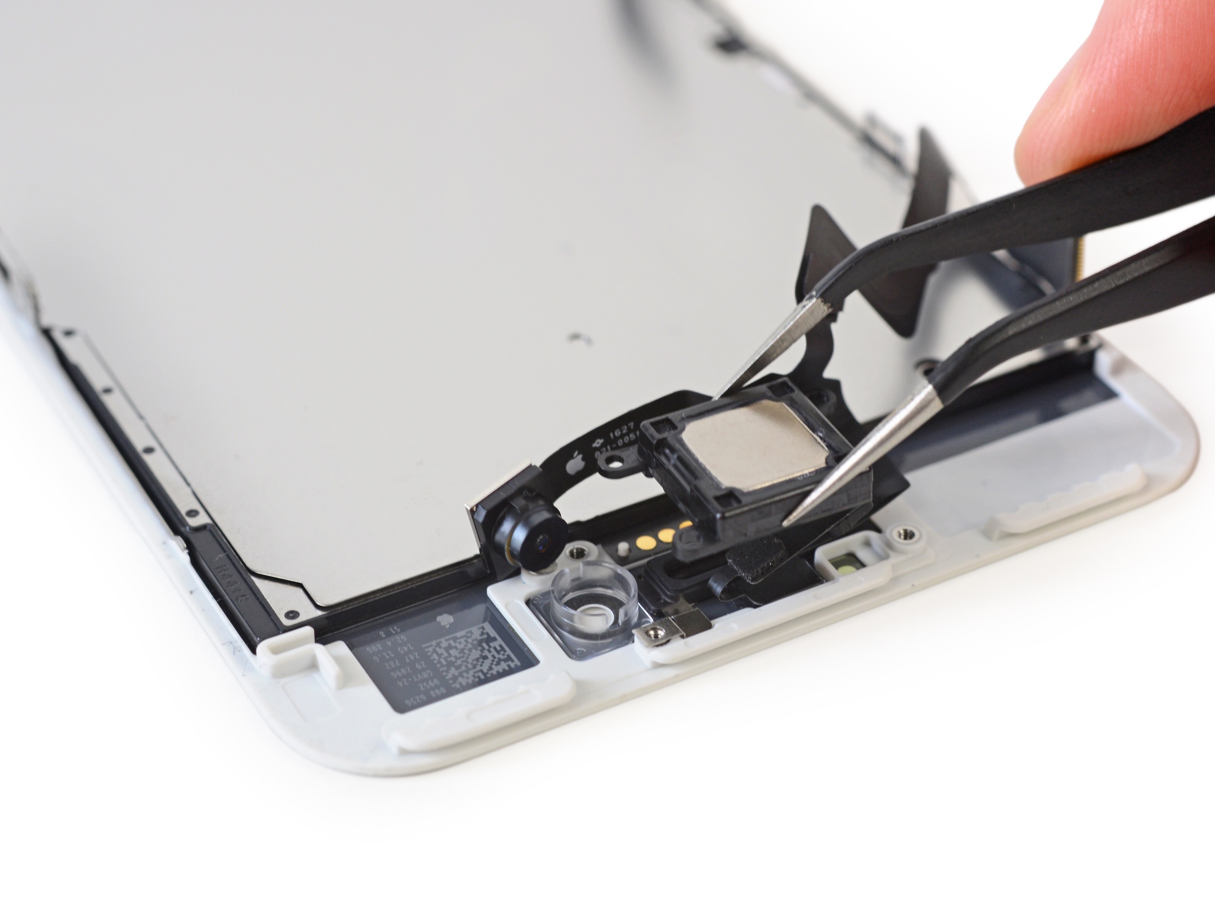 Disassembly of iPhone 7 Plus made by iFixit