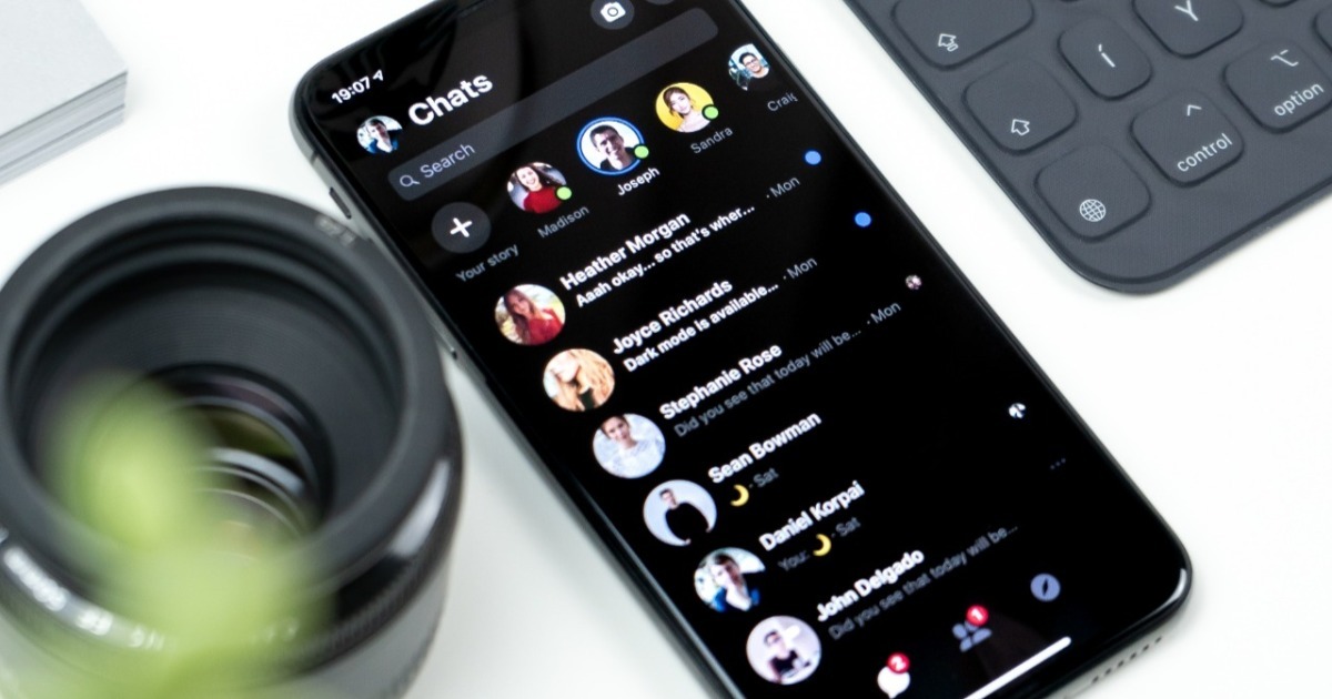 Learn how to activate dark mode in Messenger and save battery
