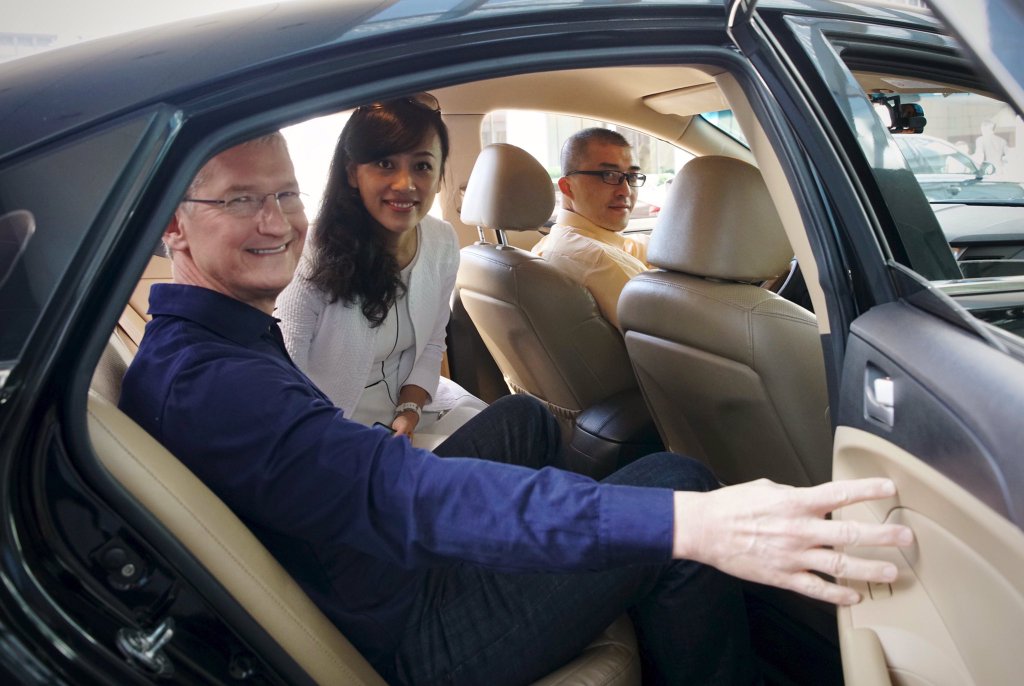 Apple invests $ 1 billion in Uber rival in China [atualizado: Tim Cook no país]