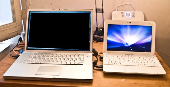 MSI Netbook with Hackintosh alongside MacBook Pro