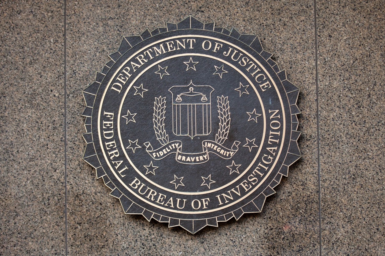 FBI "gives up" to pressure Apple and seems to have found another solution to unlock iPhone [atualizado]