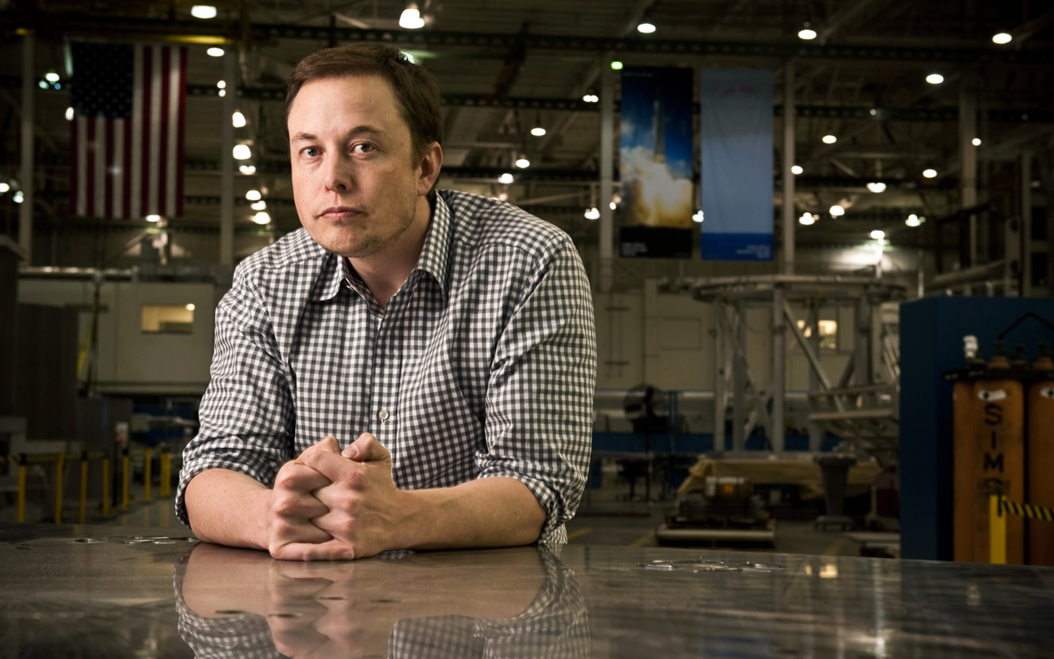 Elon Musk calls Apple “Tesla's cemetery” [atualizado]