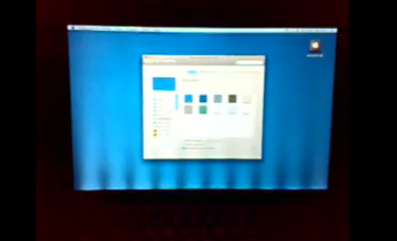 Mac #FAIL: “shadows” at the bottom of the MacBook Pro display