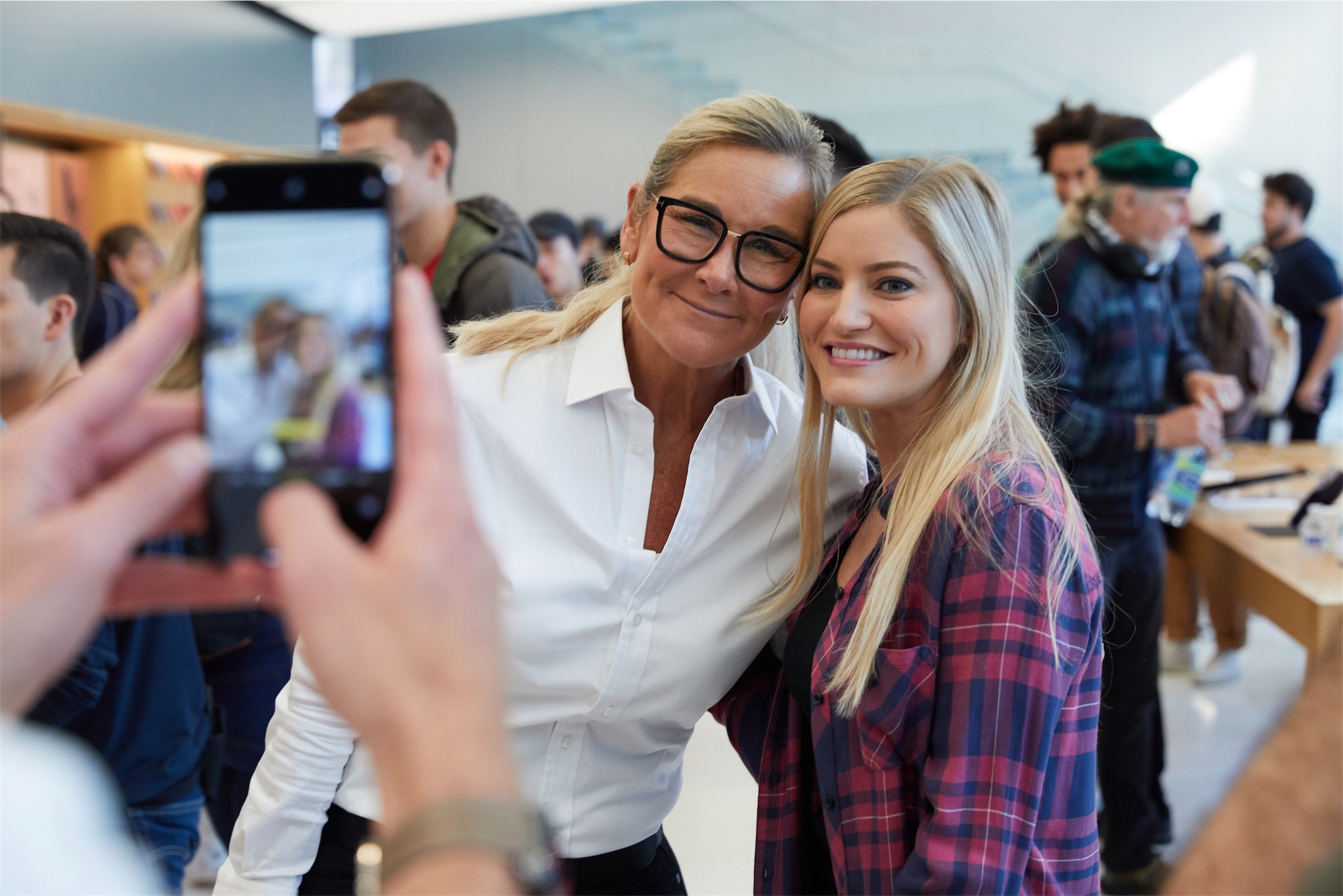 Angela Ahrendts on launch of new iPhones and Apple Watch in Apple stores