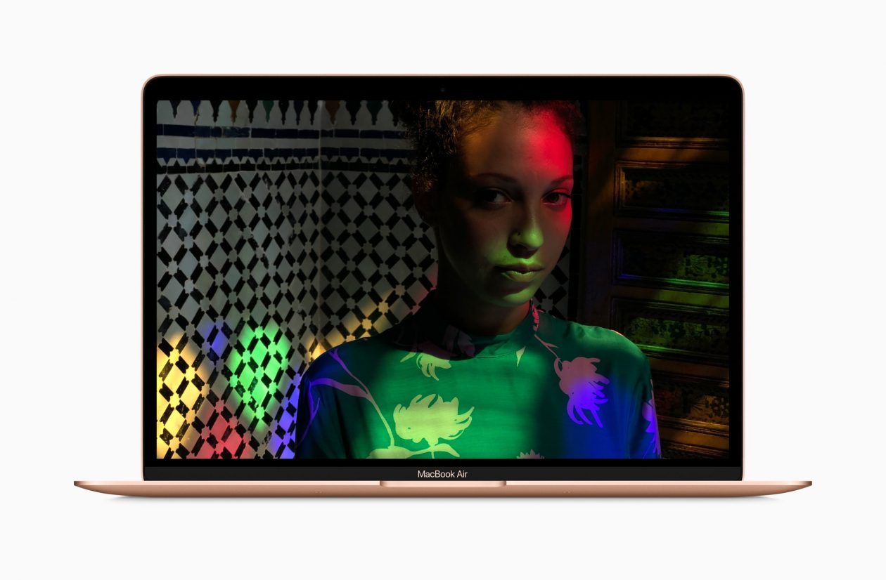 Retina display of the new MacBook Air