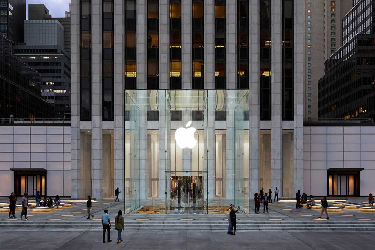 New Apple Fifth Avenue
