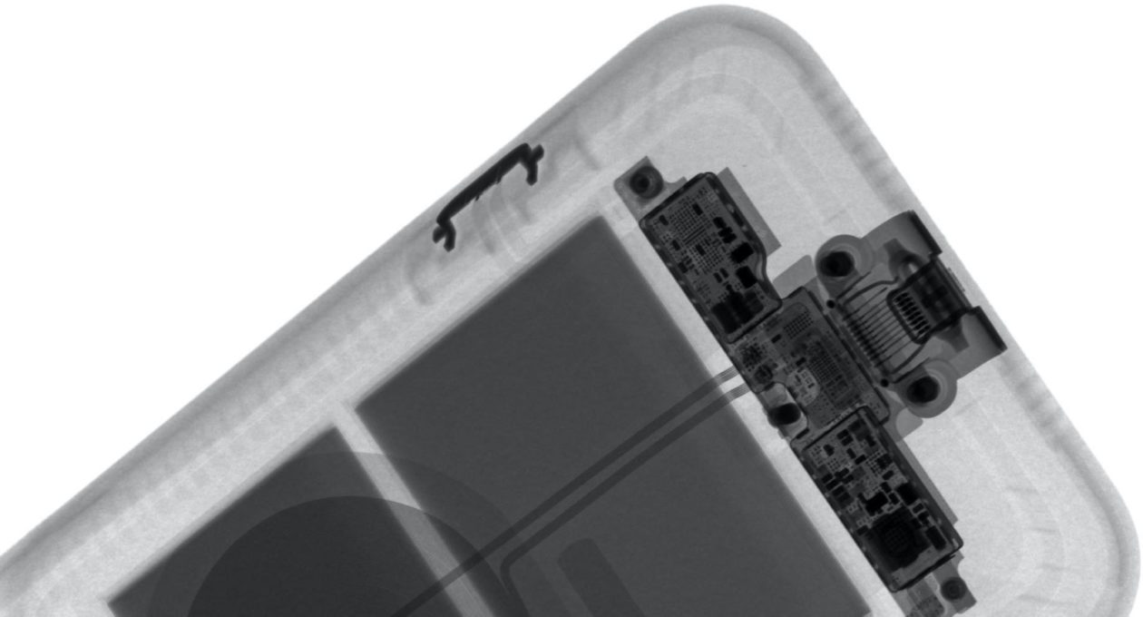 X-ray of the new Smart Battery Case