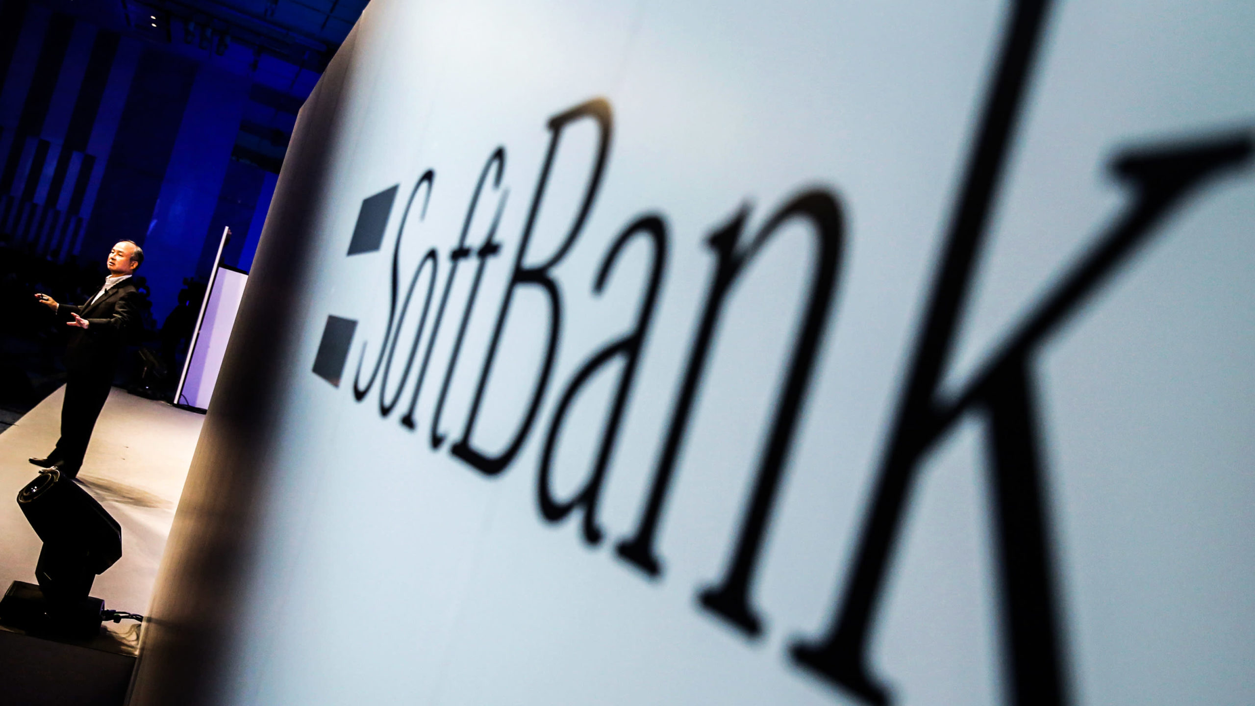 Apple sues SoftBank subsidiary for acting as a “patent troll”
