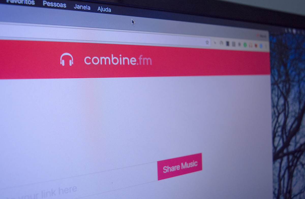 Combine.fm gathers your band's streaming links in one place