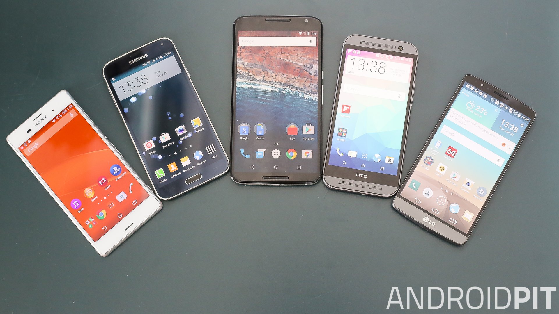 Galaxy S5, Xperia Z2, Moto Maxx, LG G3: how much do 2014 line tops cost today?