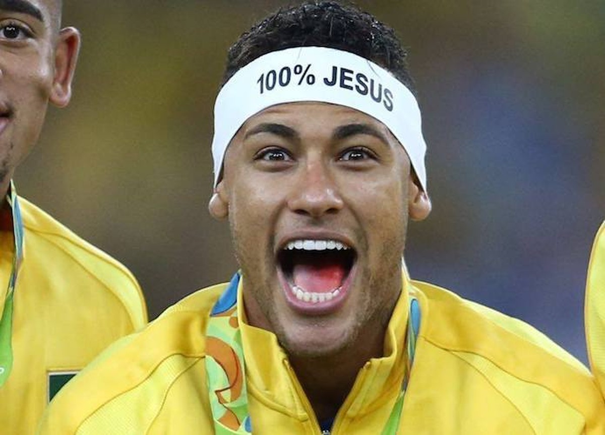 '100% Jesus': how to use the Neymar banner that became a meme in your photo